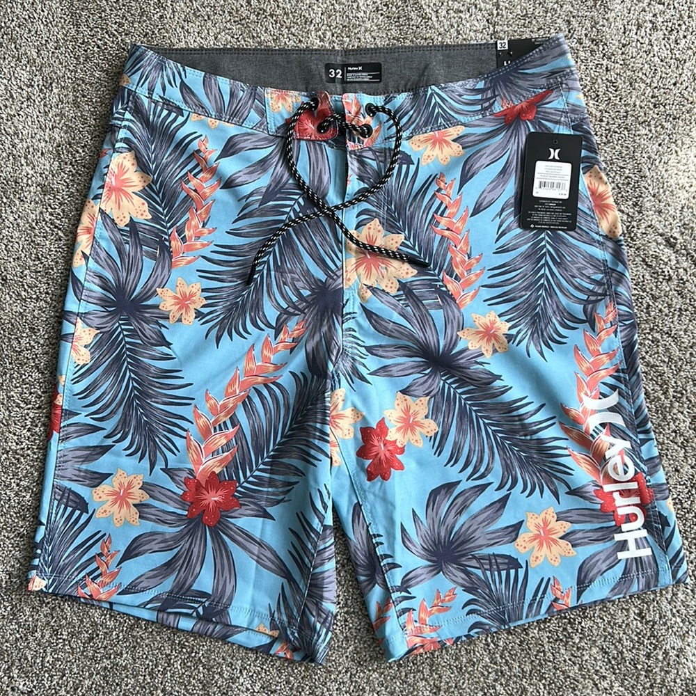 Hurley Board Shorts 32 x 20 NWT